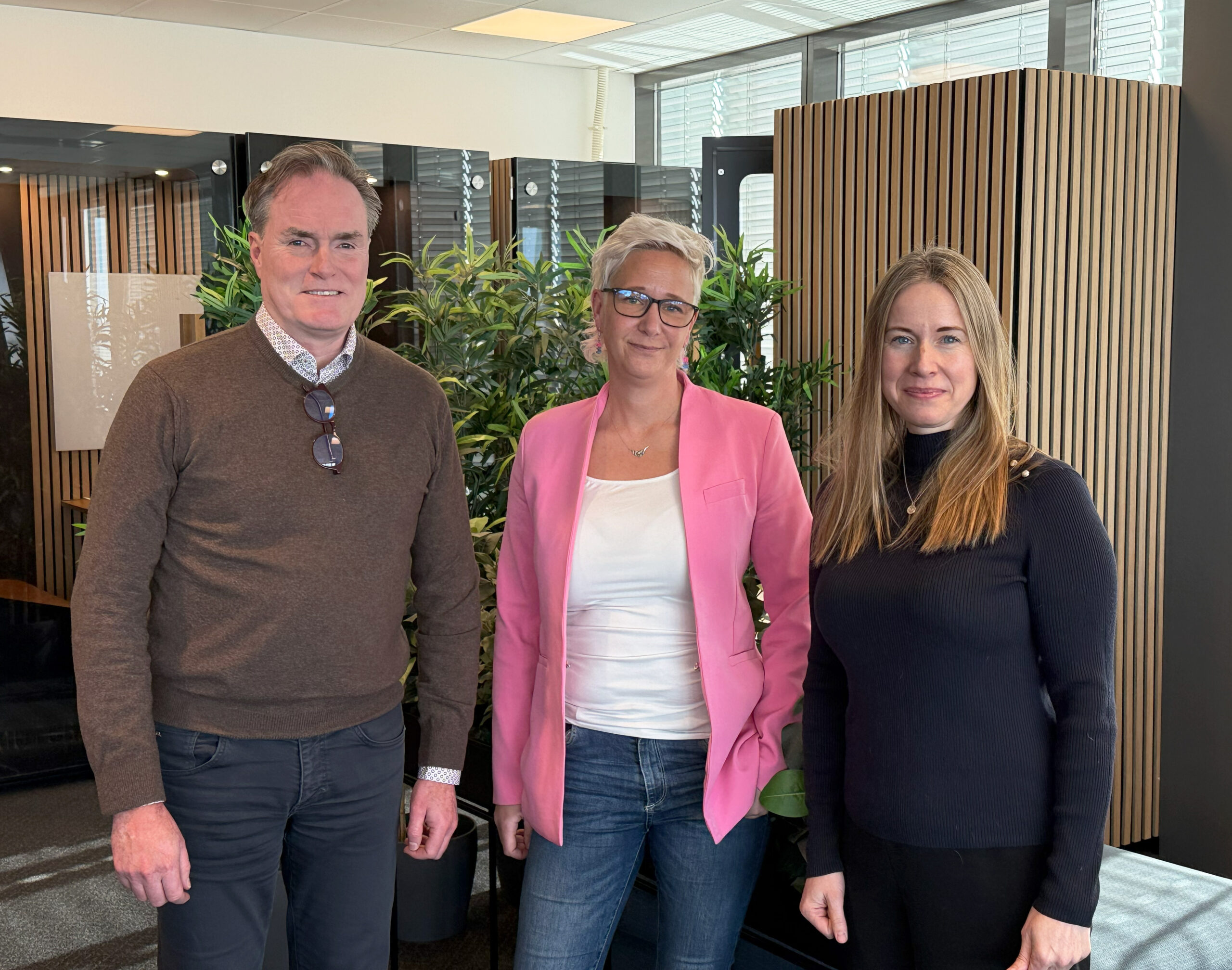 Jonas Bäckman (Gemit Solutions), Cecilia Jacobsson (Plantvision) och Erika von Hage (Gemit Solutions)